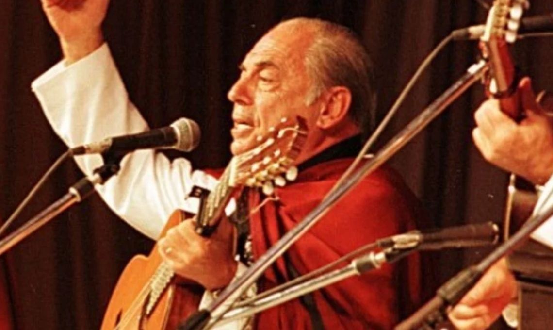 La muerte de Juan Carlos Saravia: músicos y funcionarios despedían en las redes sociales al Chalchalero