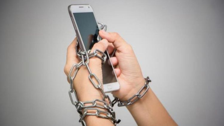 La adicción al celular genera peligros: &nbsp;¿Cómo combatirla?