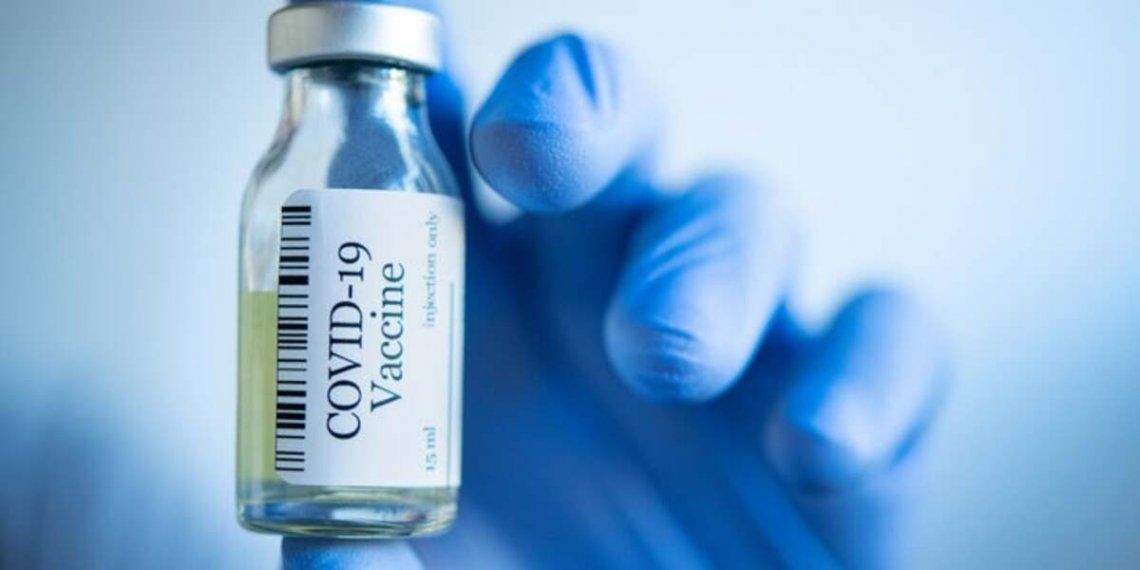 AstraZeneca  transfiere a Gobiernos la responsabilidad por daños colaterales de su vacuna