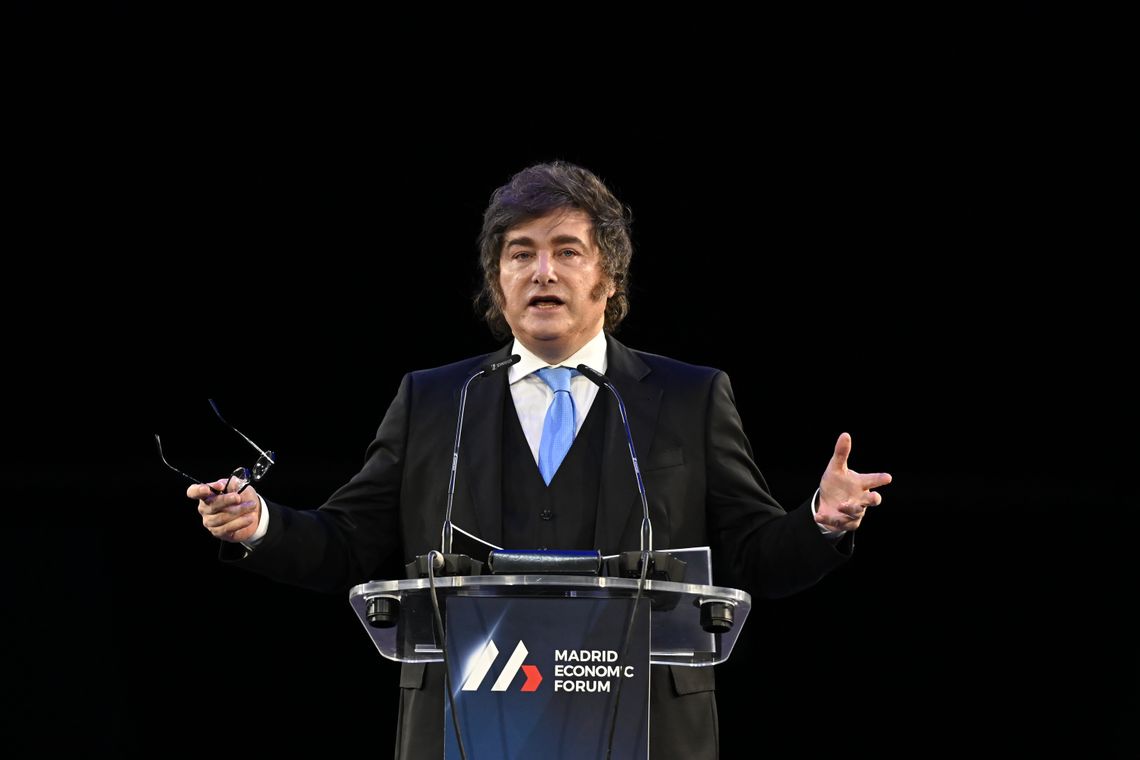 Javier Milei quedó en el centro de la tensión tras sus declaraciones contra Irán y su alineamiento con Estados Unidos e Israel. Javier Milei quedó en el centro de la tensión tras sus declaraciones contra Irán y su alineamiento con Estados Unidos e Israel.