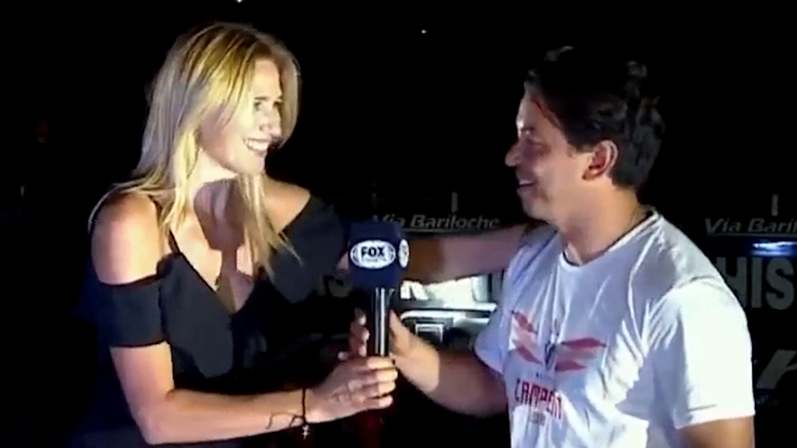 Alina y el Muñeco frente a frente en una vieja entrevista. Archivo.
