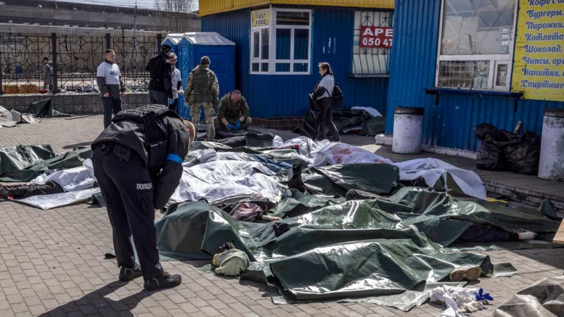Ataque a una estación de trenes en Ucrania dejó 25 muertos.