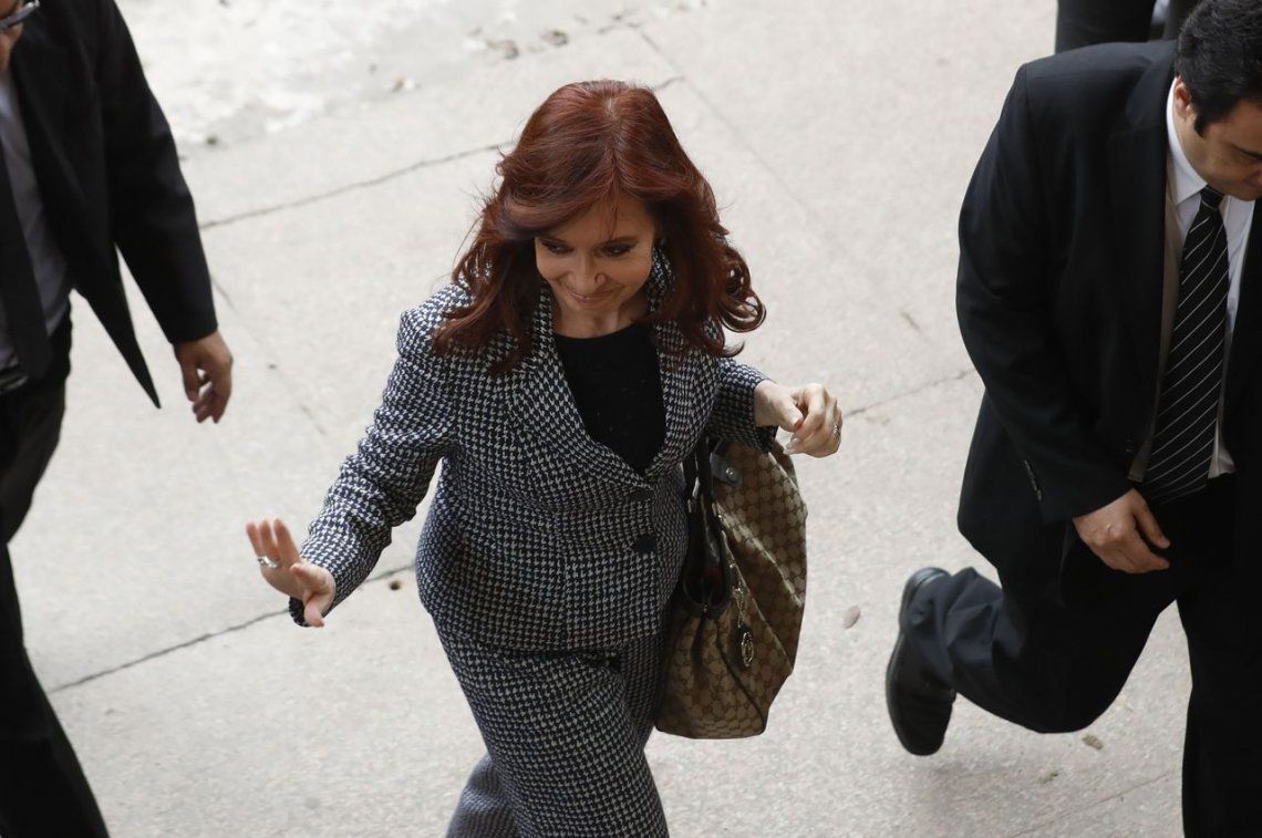 Cristina Kirchner presentó un escrito en Comodoro Py: Jamás me apoderé de dinero ilícito