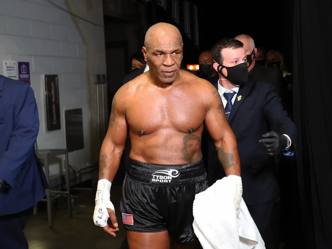 El boxeador se gastó 500 millones de dólares en casi 16 años.