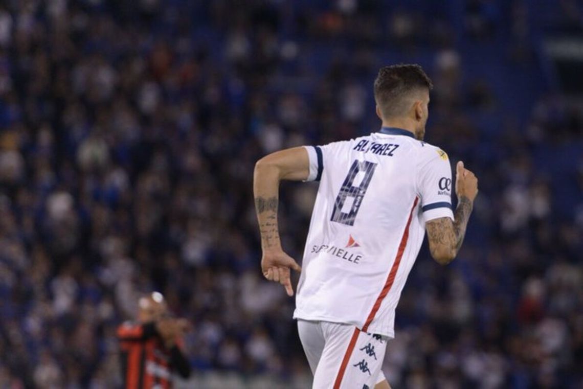 Ricky Álvarez jugó 20 minutos en su último partido en Vélez.