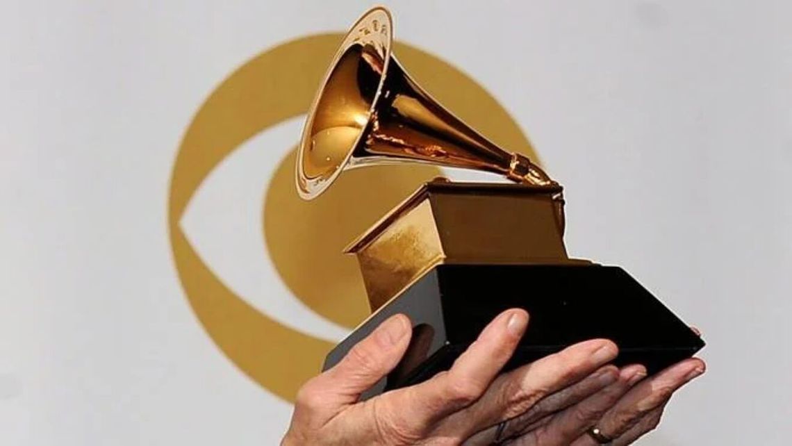 Los premios Grammy 2022 tienen como gran favorita a Billie Eilish