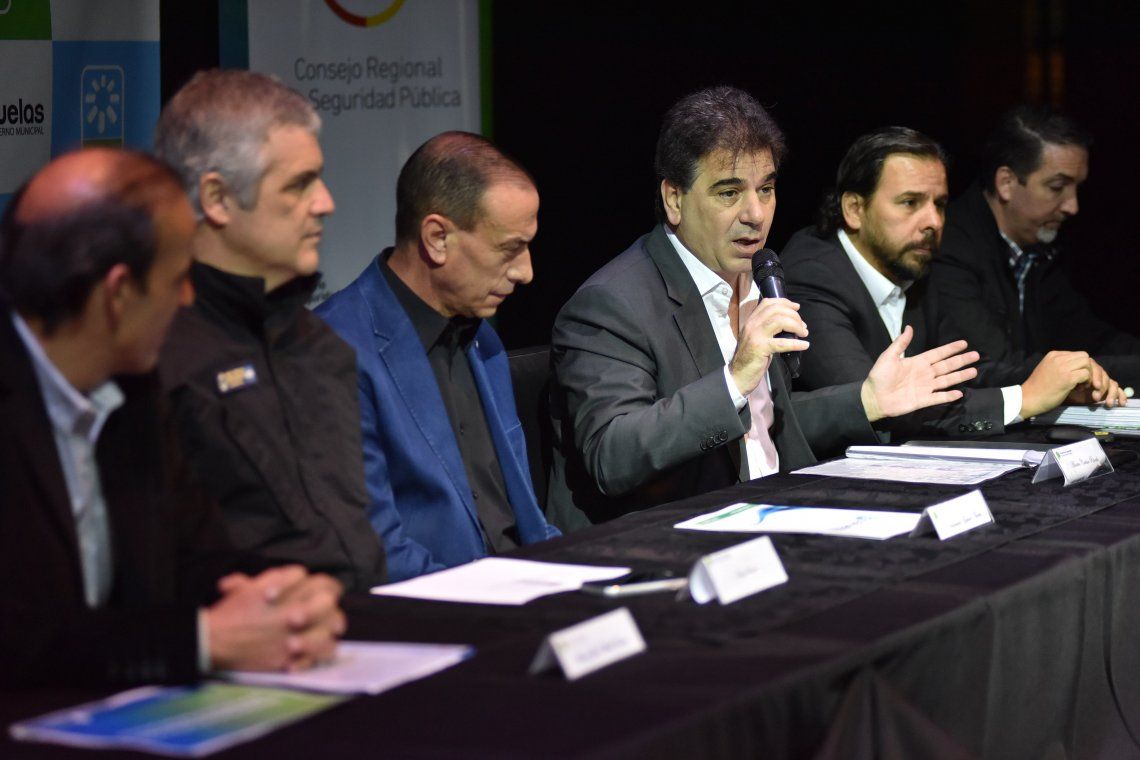 Ritondo coordinó el Consejo Regional de Seguridad con municipios de la región capital