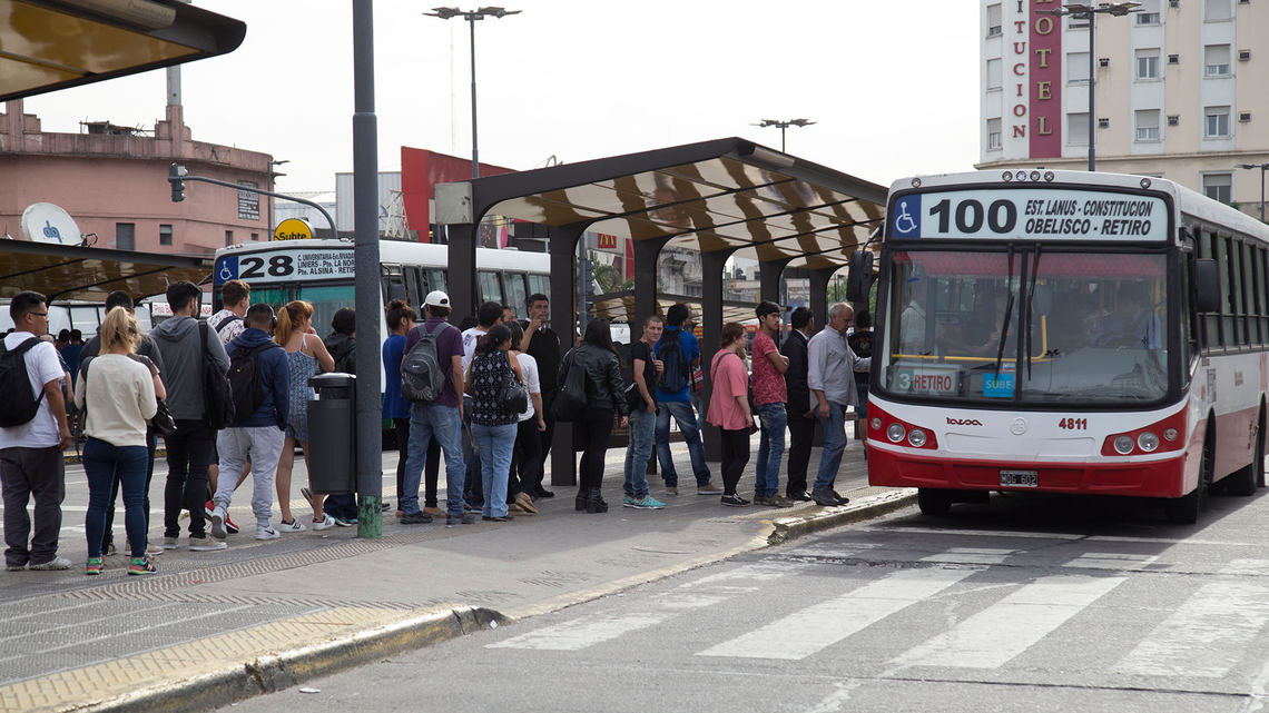 En mayo se espera un incremento del boleto de colectivos, trenes y subtes del Área Metropolitana