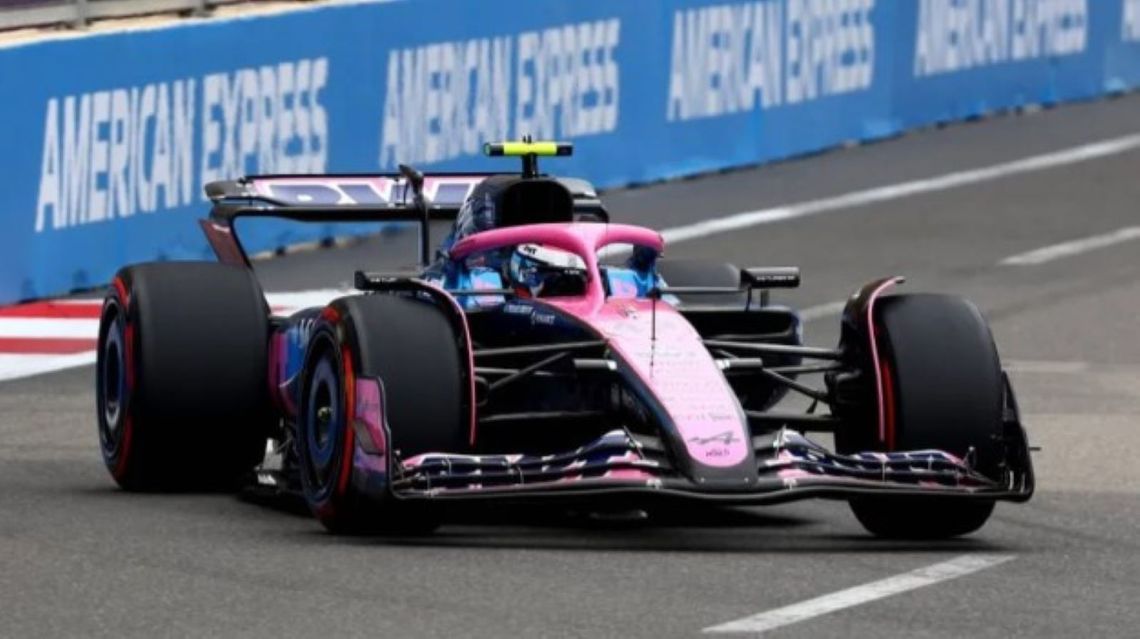 Franco Colapinto se movió entre los peores tiempos del viernes en el Gran Premio de Singapur.