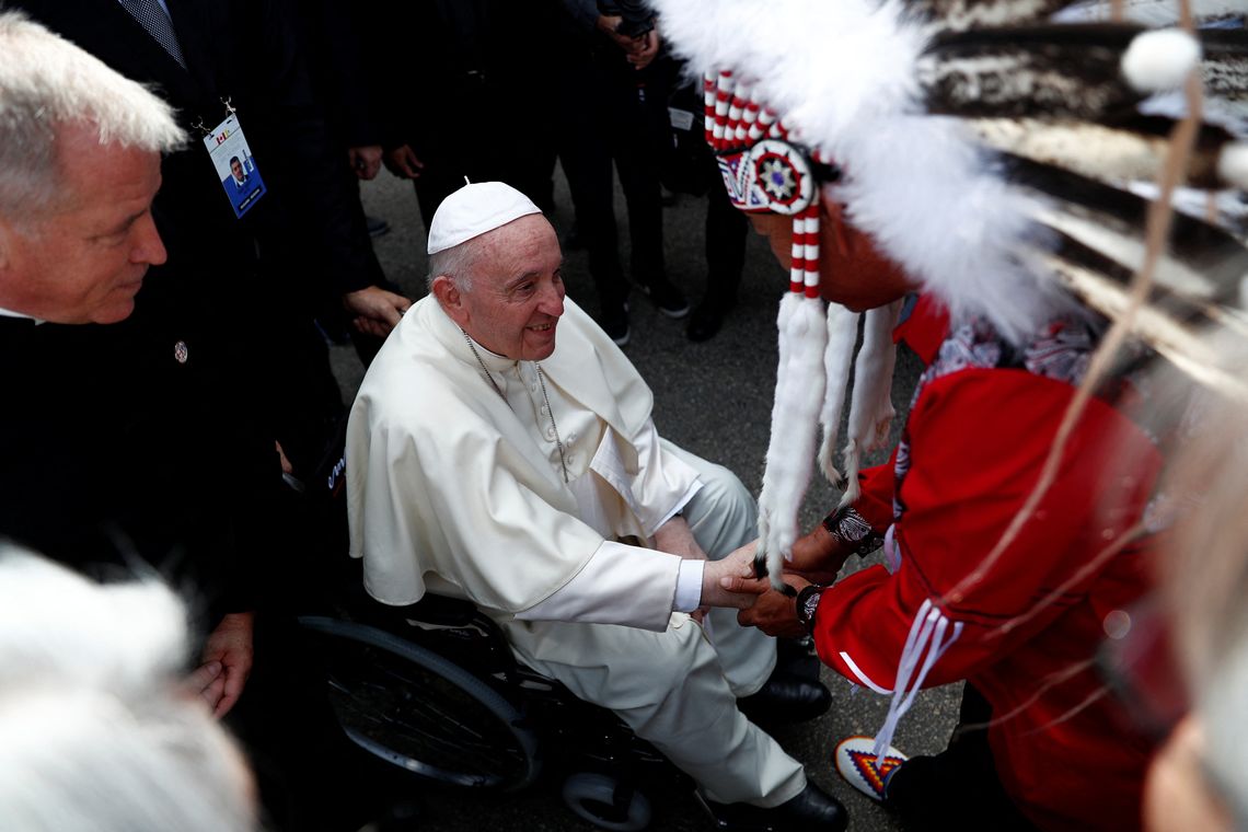 Francisco visitó Canadá y pidió perdón a los indígenas