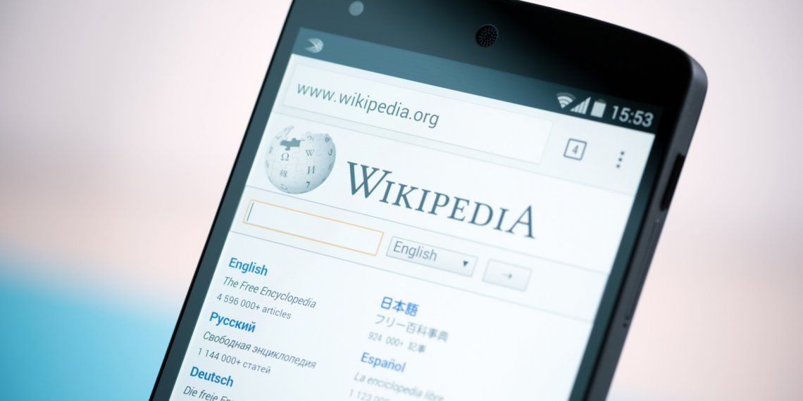 Wikipedia cierra para protestar por una legislación europea
