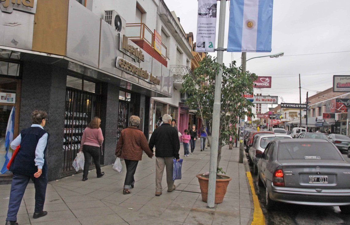 Minoristas de Avellaneda enfrentan el bajo consumo