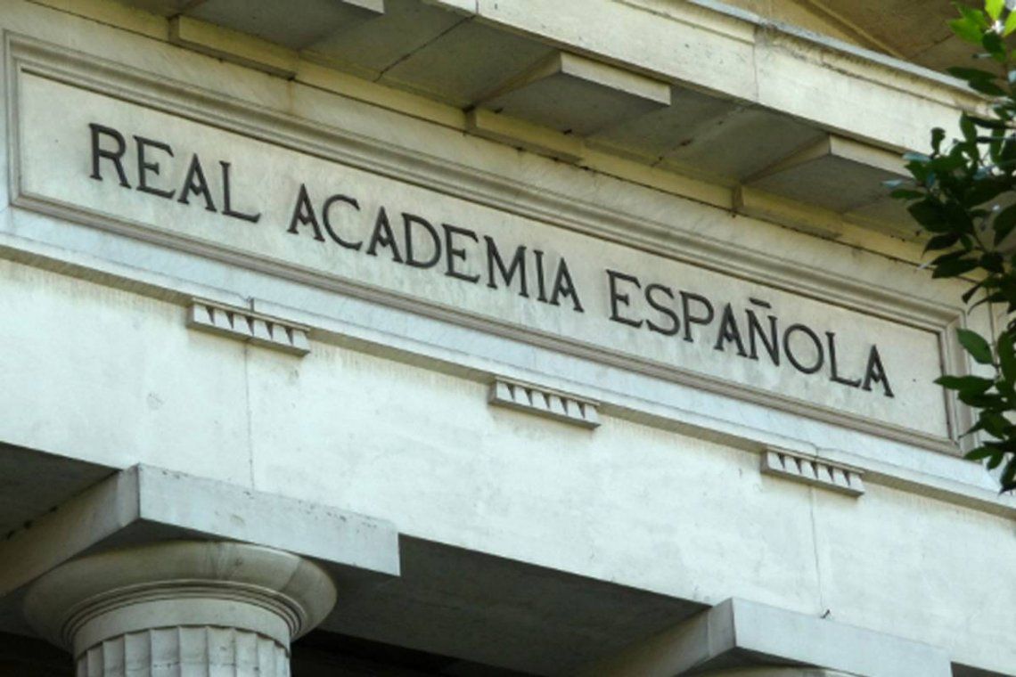 La Real Academia Española (RAE) agregó más de dos mil 500 palabras al diccionario