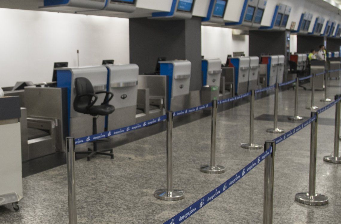 El Gobierno intervino y frenó la medida de fuerza en más de 27 aeropuertos.