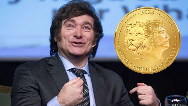 La moneda de oro con la cara del presidente Javier Milei.