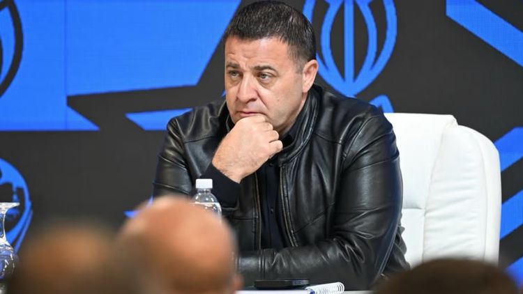 La investigación por el nuevo escándalo en AFA señala como protagonista a Juan Pablo Beacon, excolaborador directo del tesorero Pablo Toviggino.