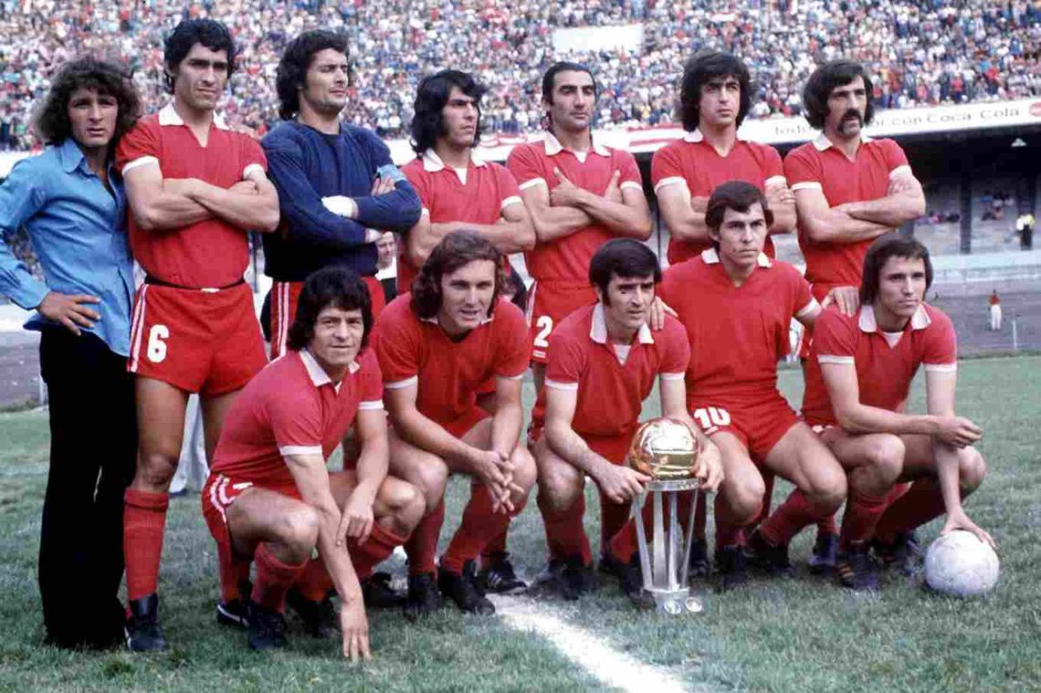 Independiente con la Intercontinental de 1973.
