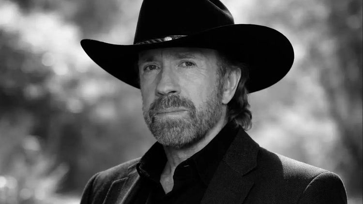 Días antes de su muerte, Chuck Norris había compartido un video entrenando, lo que había llevado tranquilidad a sus seguidores tras su internación.