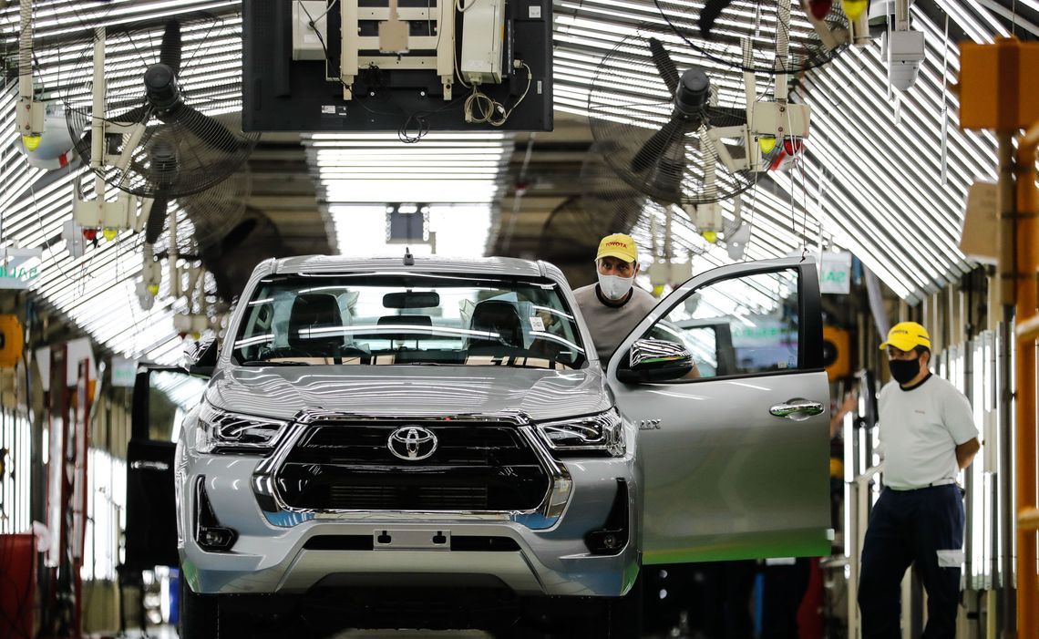 A nivel interanual la actividad económica muestra una mejora del 3