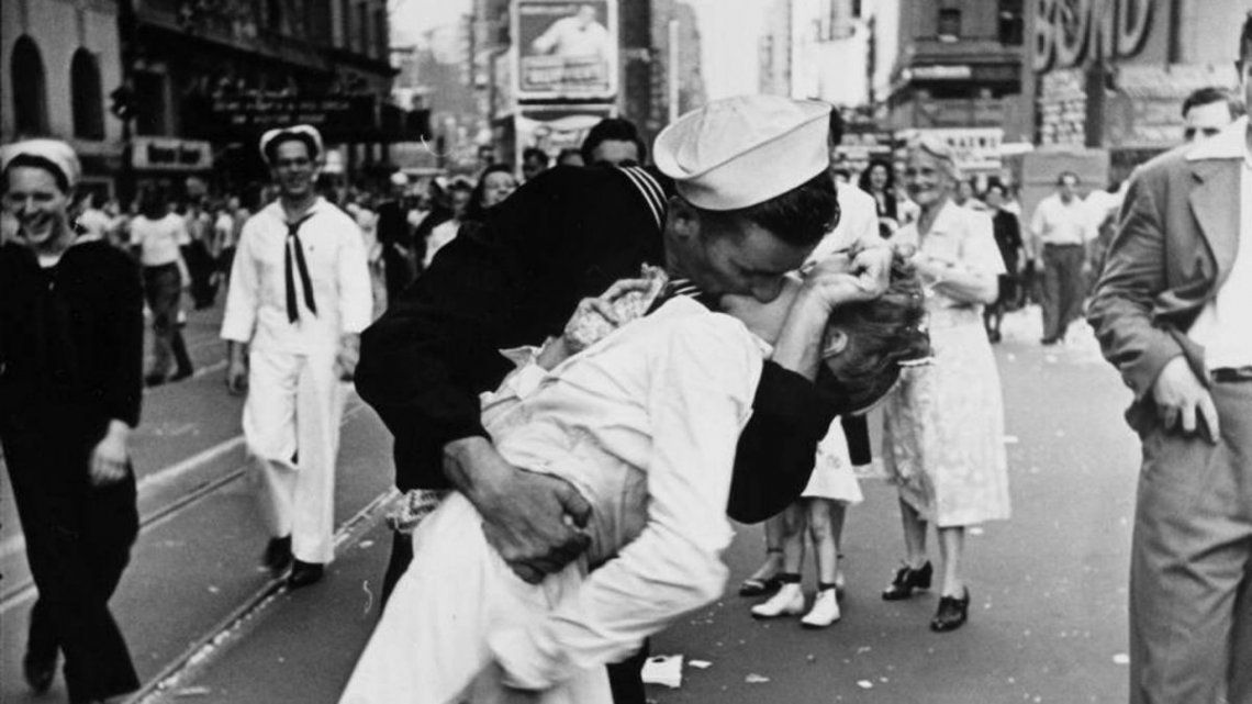 Murió el marinero de la icónica foto del beso en Nueva York