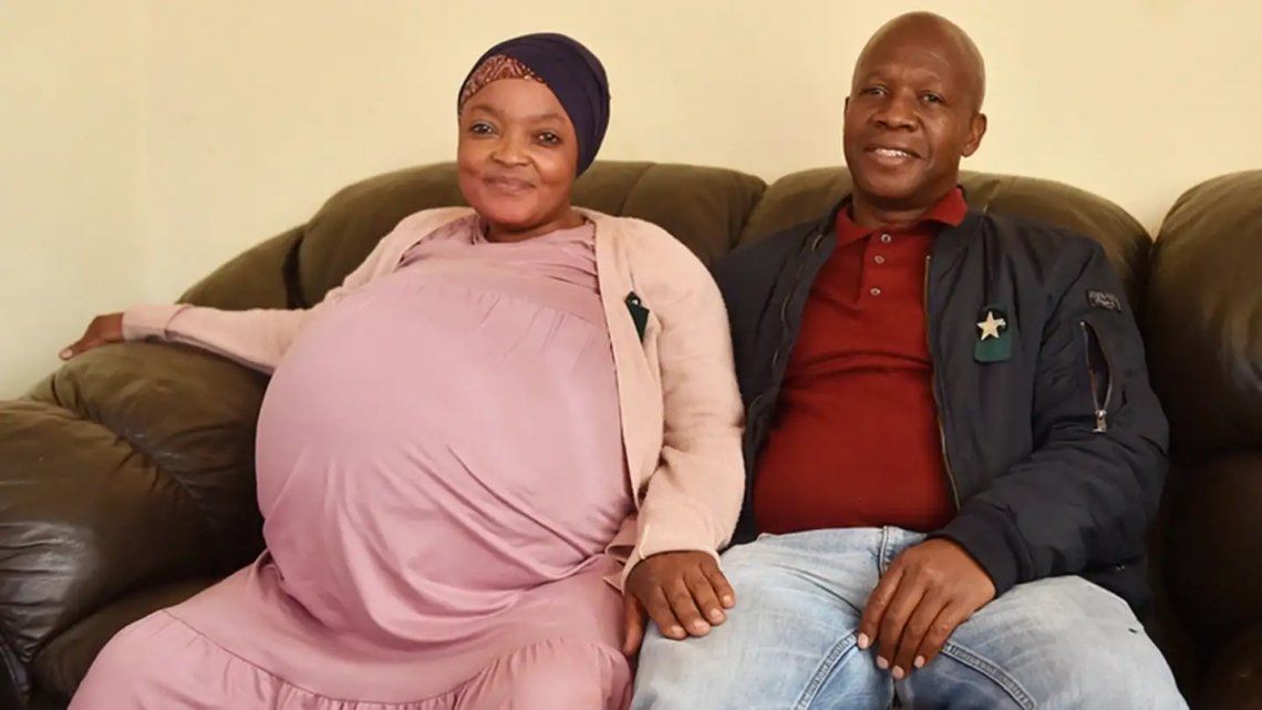Sudáfrica: una mujer tuvo a 10 bebés de un mismo embarazo