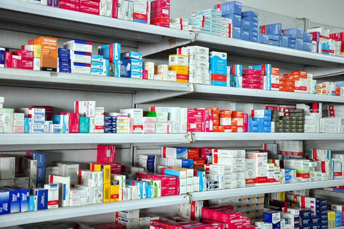 Restringen la venta de medicamentos en la Provincia. 