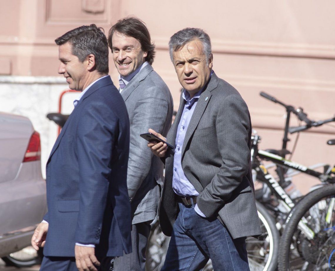 Tras las reunión con los gobernadores radicales, Macri anunciará medidas contra la inflación el próximo miércoles