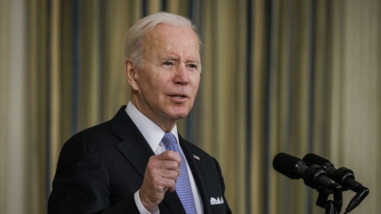 Joe Biden exigió la reducción del costo del gasoil. 