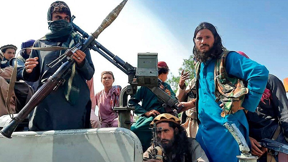 Afganistán: talibanes anuncian aministía y buscan sumar mujeres a su gobierno