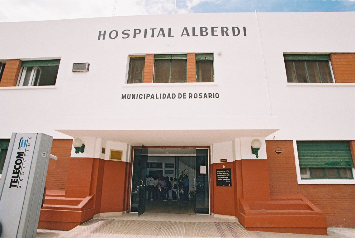 Rosario: Joven baleado mientras tomaba cerveza con amigos falleció en el Hospital Alberdi