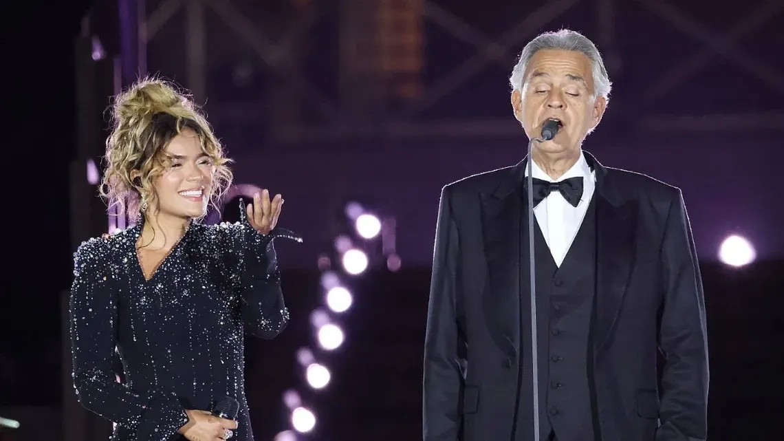 Karol G y Andrea Bocelli participaron del concierto en el Vaticano.