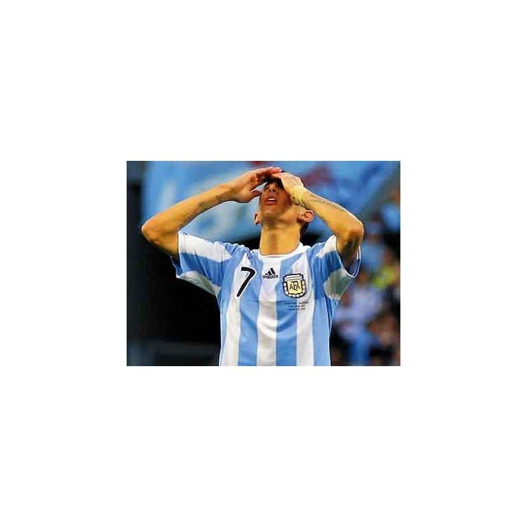 ANGEL DI MARIA MANIFESTO AYER SU INCOMODIDAD POR LA POSICION QUE LE TOCO OCUPAR EN EL SELECCIONADO.