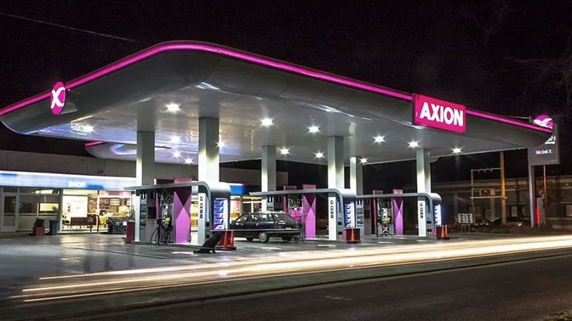 Axion se sumó a YPF y Shell con aumentos promedio de sus combustibles del 12%.