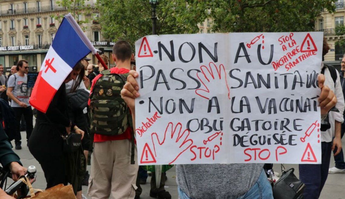 Protestas en Francia contra la vacunación oblkigatoria contra el coronavirus