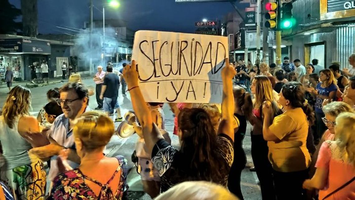 Una de las tantas protestas de vecinos en reclamo de seguridad