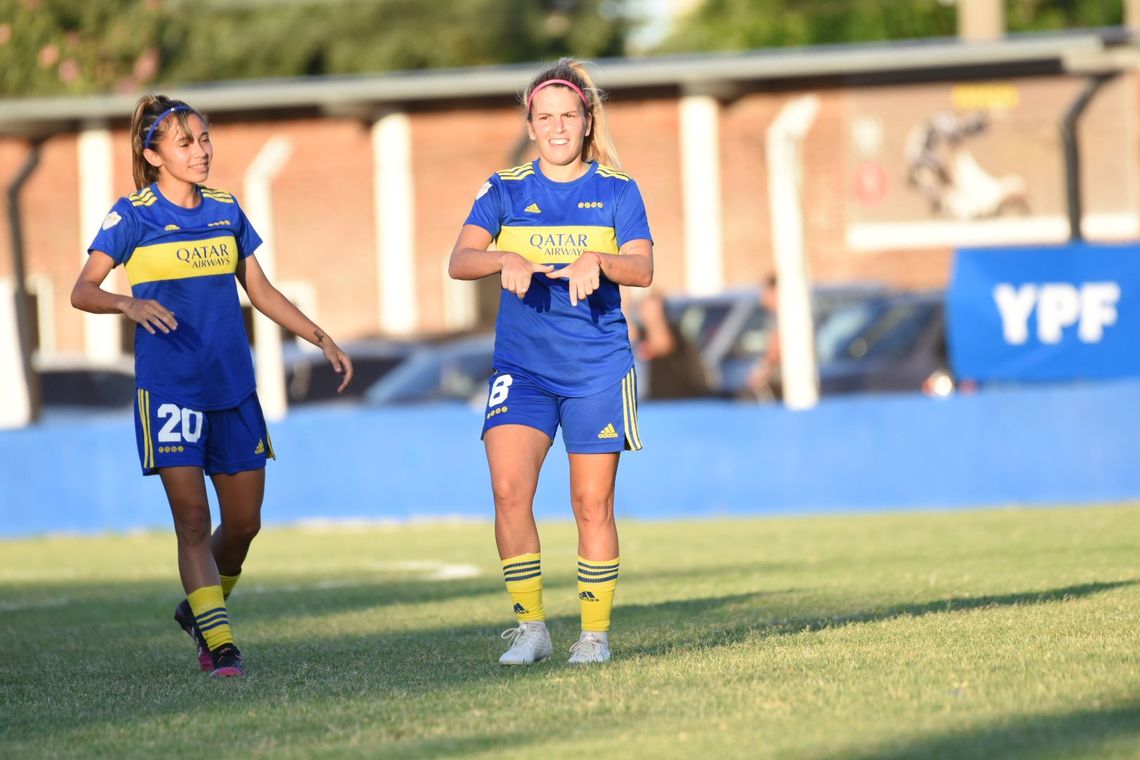 Las chicas de Boca Juniors comenzaron la defensa del título con una alegría