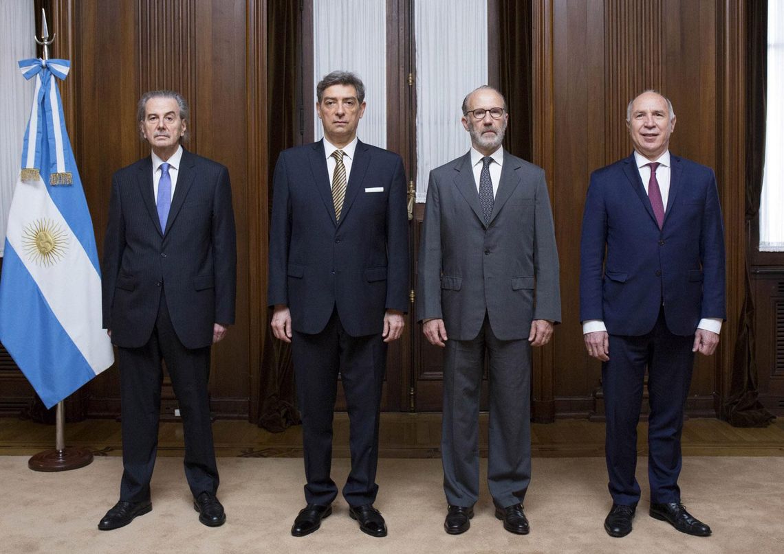 Los jueces de la Corte Suprema deben decidir sobre las demandas de las provincias 