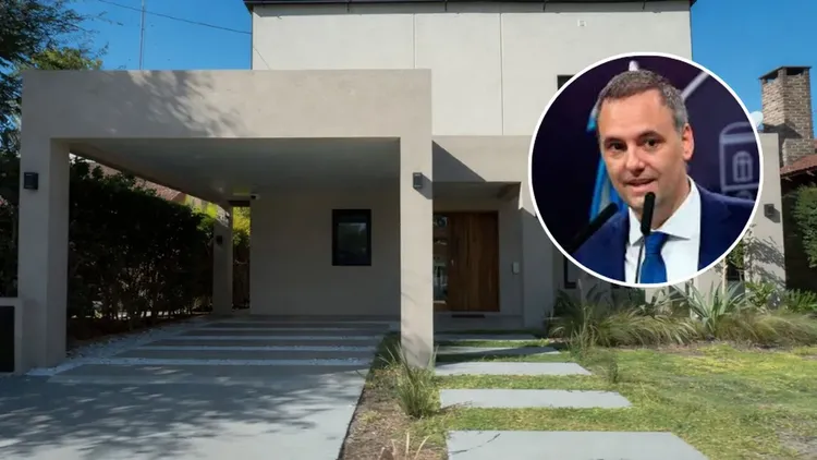 La casa de Adorni en el country Indio Cuá quedó bajo la lupa de la Justicia.