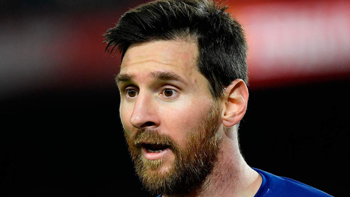 Messi Furioso Con Abidal Por Unas Declaraciones Contra El Plantel Del Barcelona