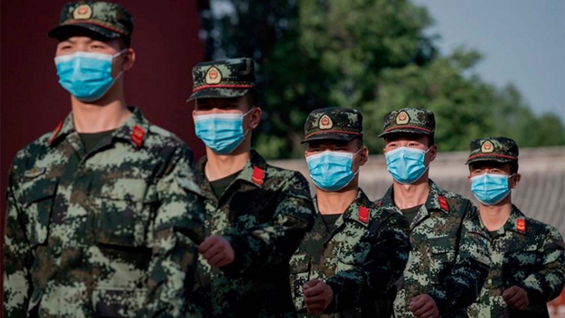 Coronavirus en China: el gobierno aprobó una vacuna para uso exclusivo de su Ejército