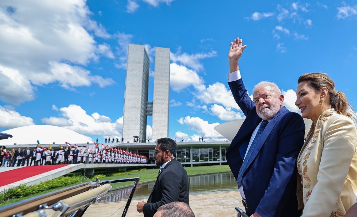 Lula da Silva juró como presidente de Brasil