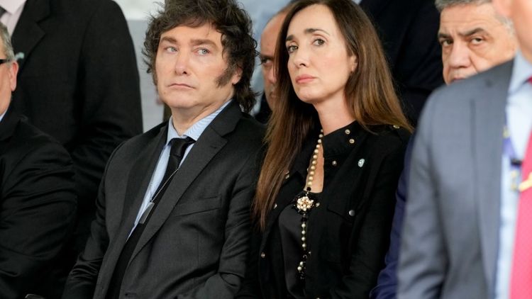 Javier Milei y Victoria Villarruel se encuentran de viaje. ¿Quién preside Argentina?