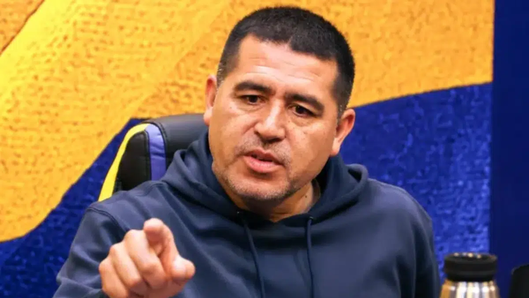 Una decisión clave de Riquelme para el futuro de Boca.