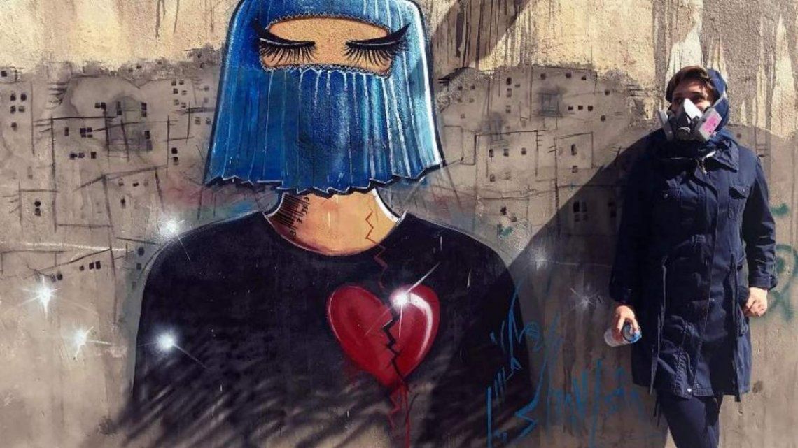 Shamsia Hassani, la grafitera que da voz a los miedos de la mujeres de Afganistán