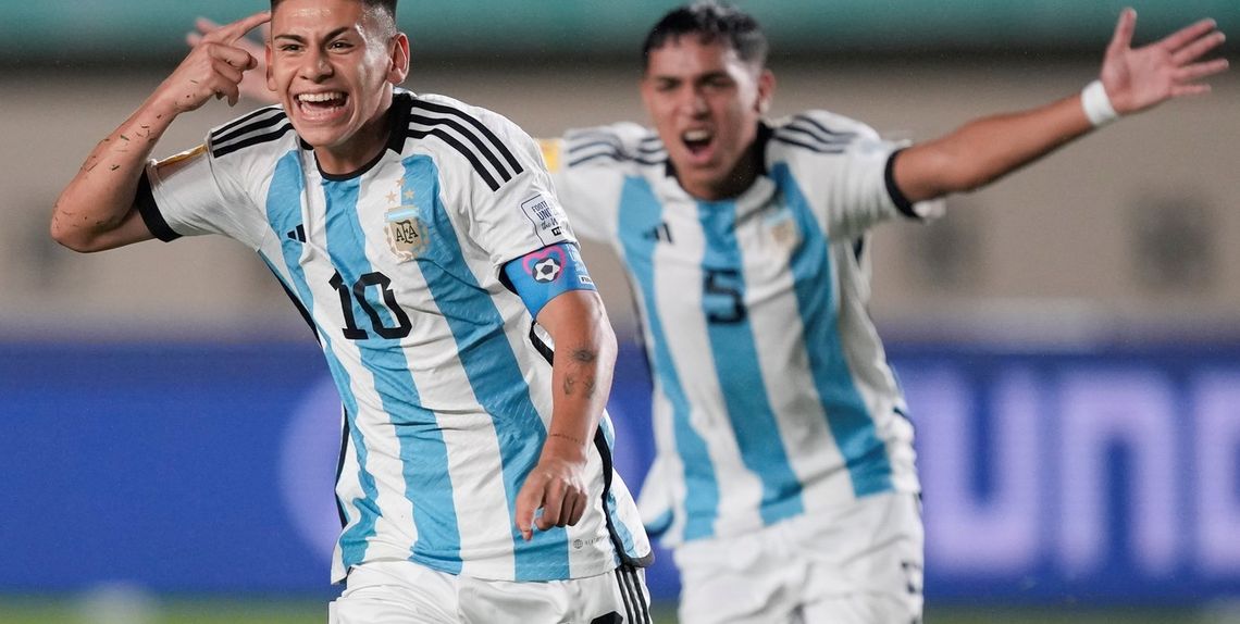 Argentina se impuso 3-1 ante Japón y quedó a un paso de clasificar a octavos