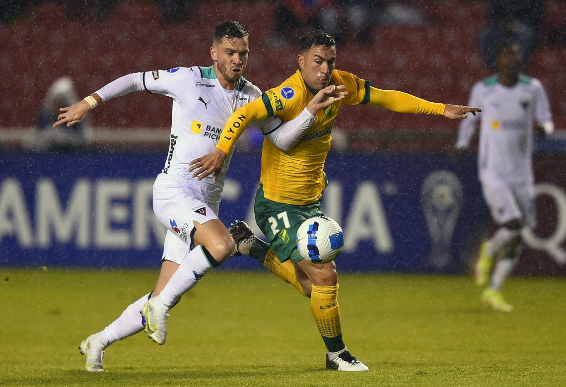 Defensa y Justicia igualó con Liga de Quito 2-2