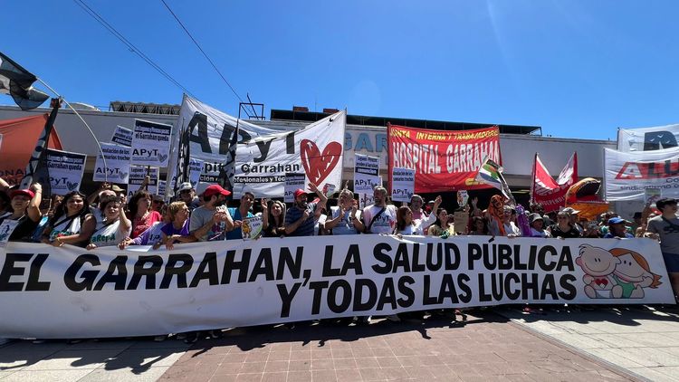 La Justicia Laboral ordenó suspender los sumarios contra los trabajadores del Hospital Garrahan.