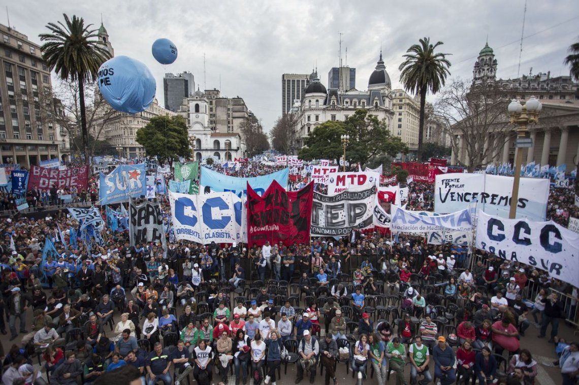 De San Cayetano a Plaza de Mayo: una marcha que advirtió al Gobierno