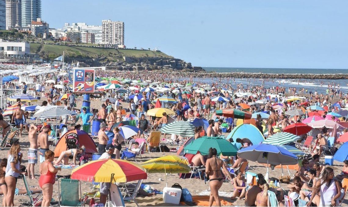 Mar del Plata: el verano mostró su mejor cara en las playas
