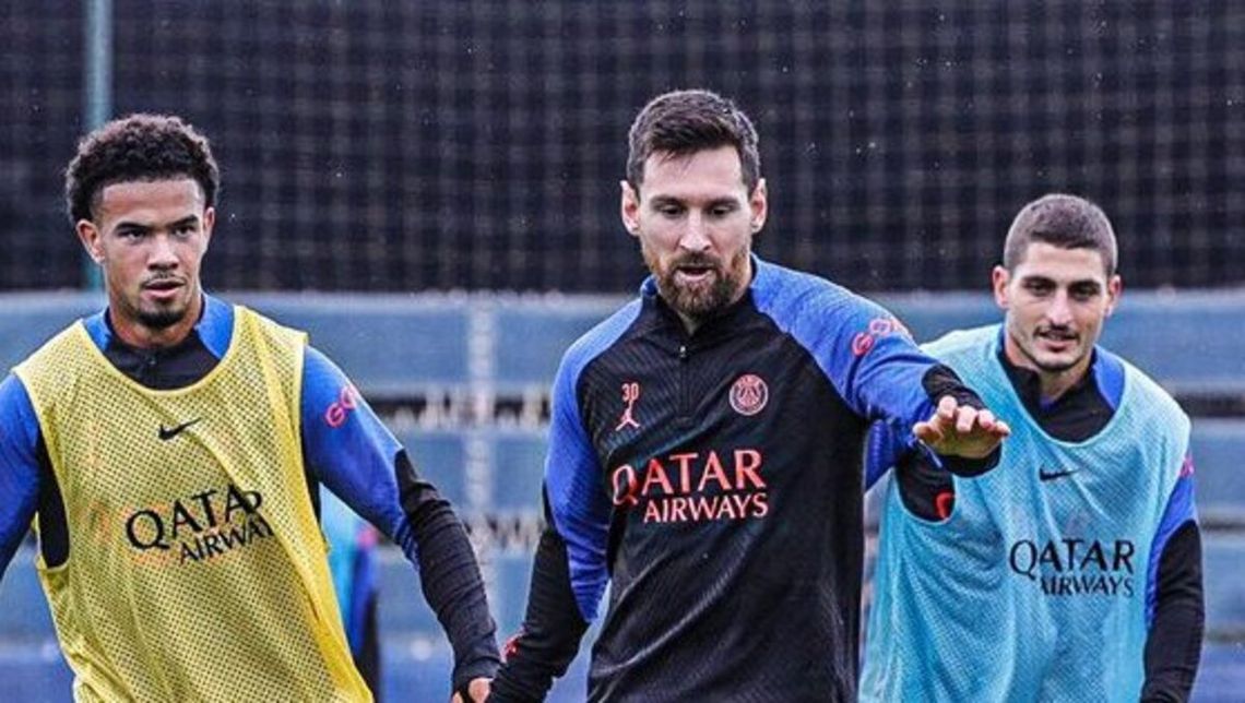Messi entrena en PSG con la cabeza en el Mundial.